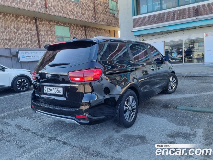 Kia Canival 2019