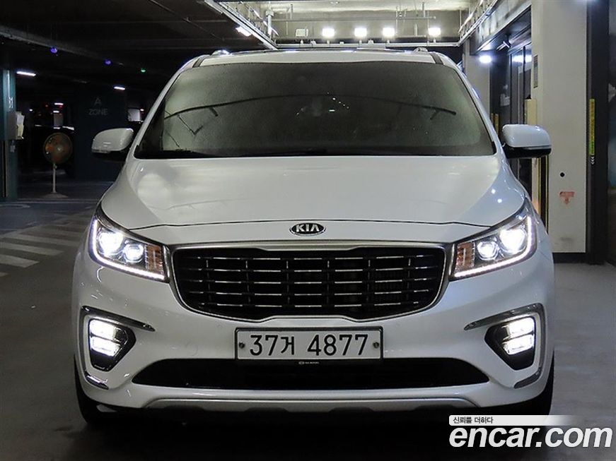 Kia Canival 2019