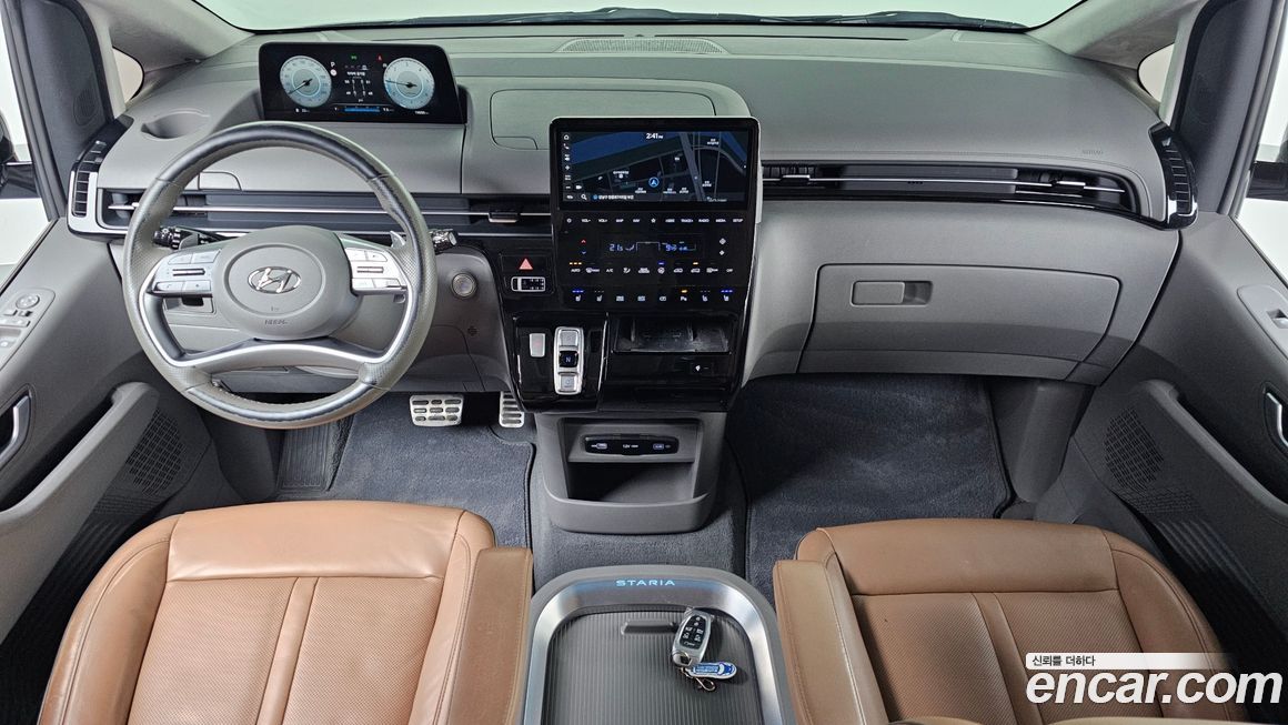 Hyundai Staria 2022