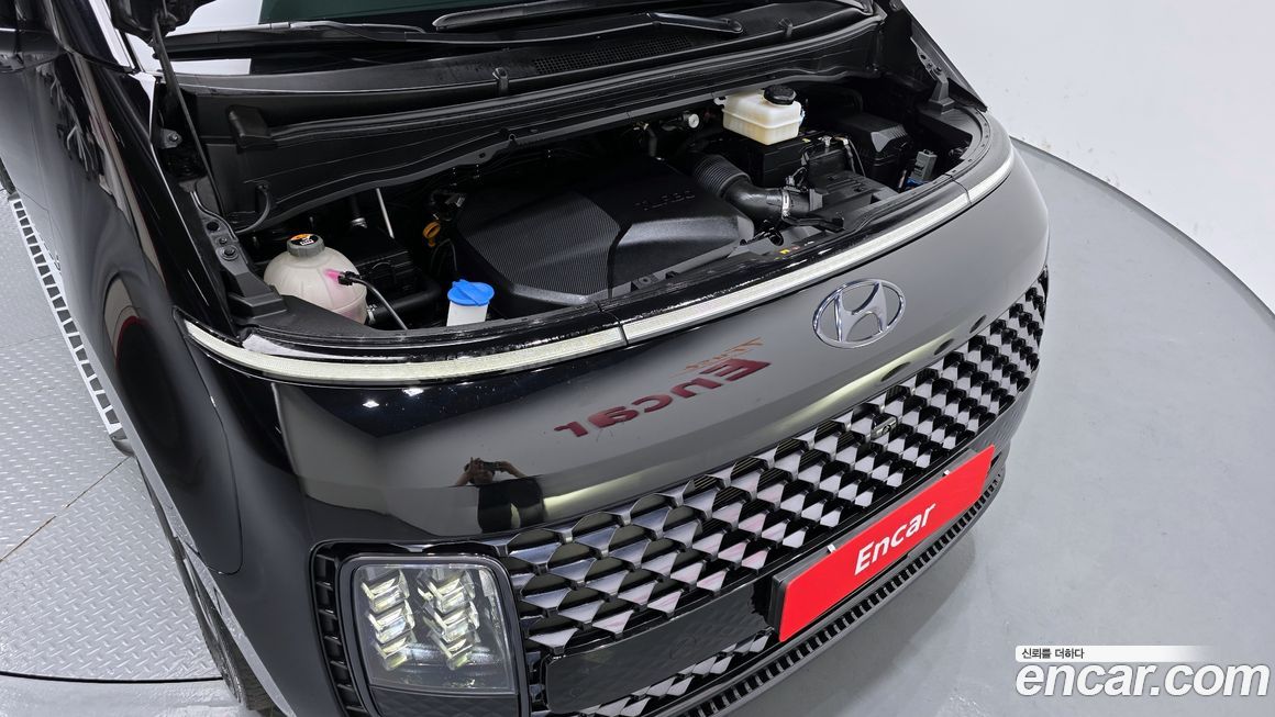 Hyundai Staria 2023