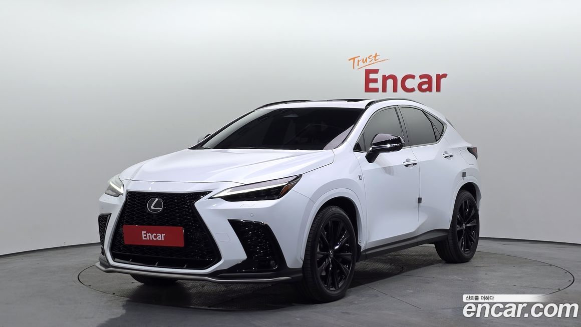 Lexus NX 2022