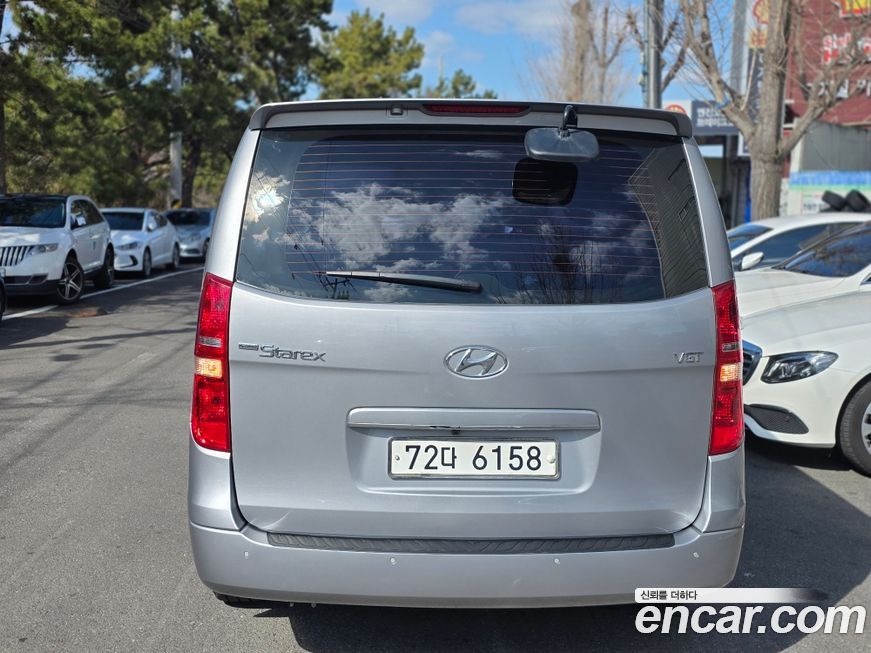 Hyundai Starex 2016