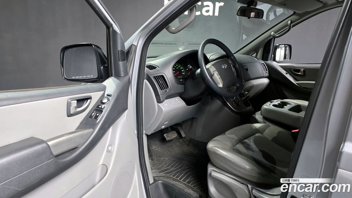 Hyundai Starex 2016