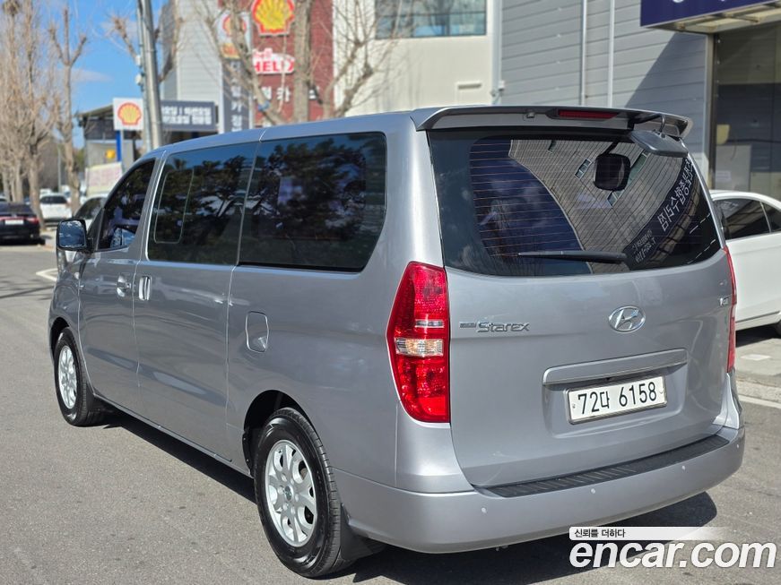 Hyundai Starex 2016