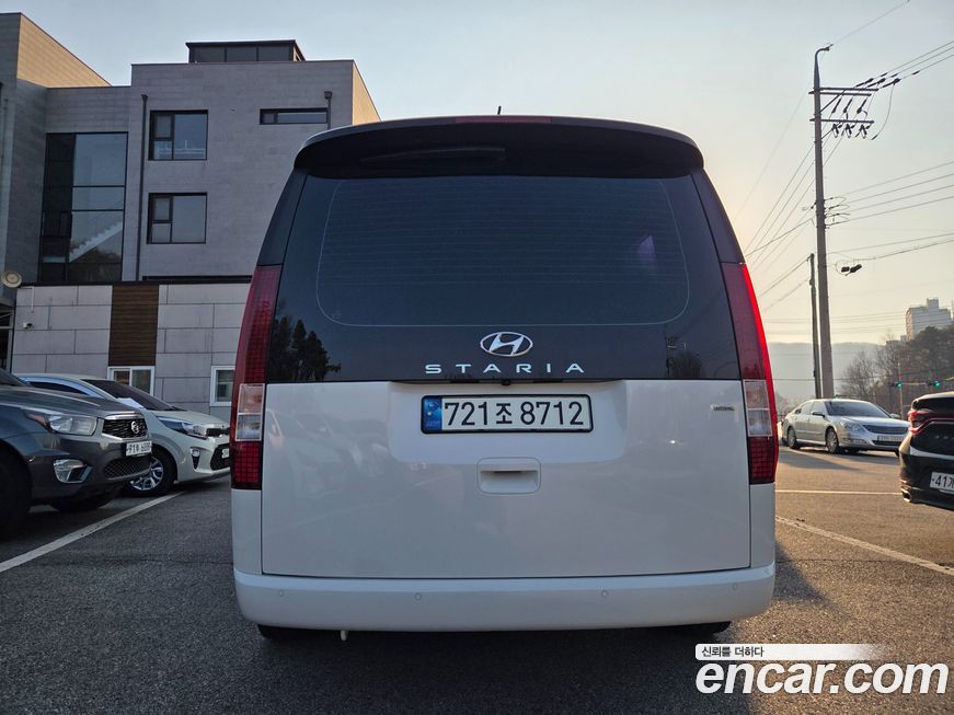 Hyundai Staria 2022
