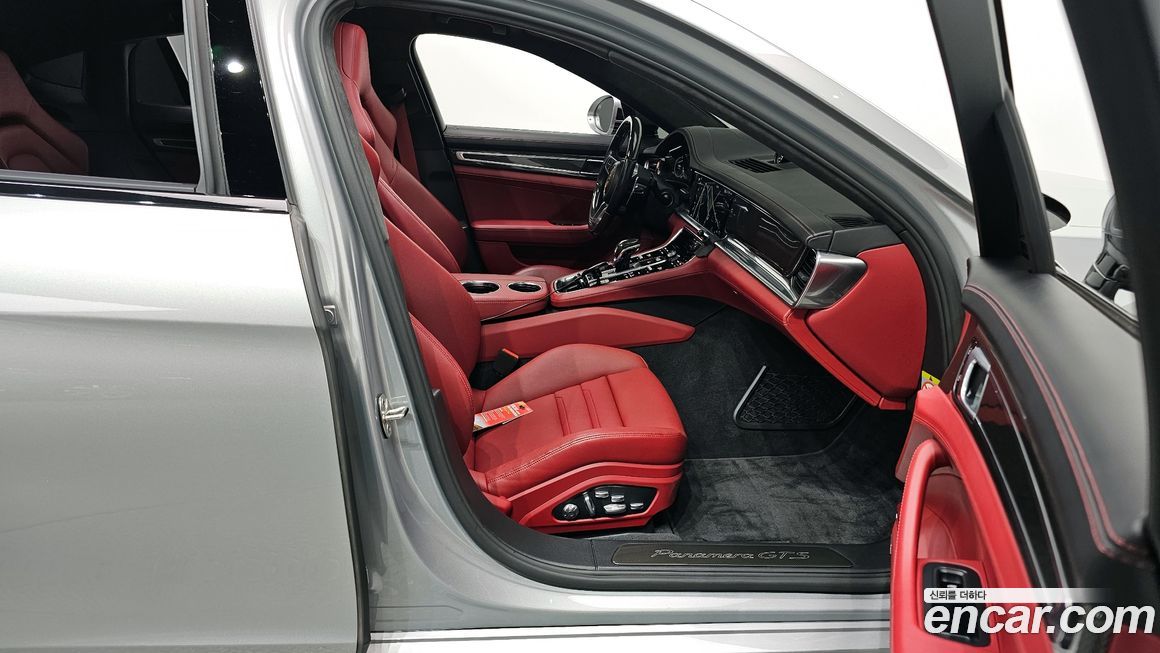 Porsche Panamera 2020