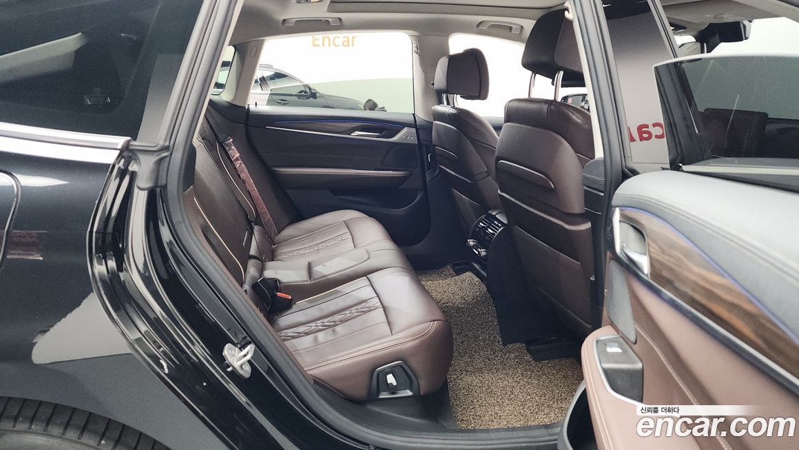 BMW Gran Turismo 2023