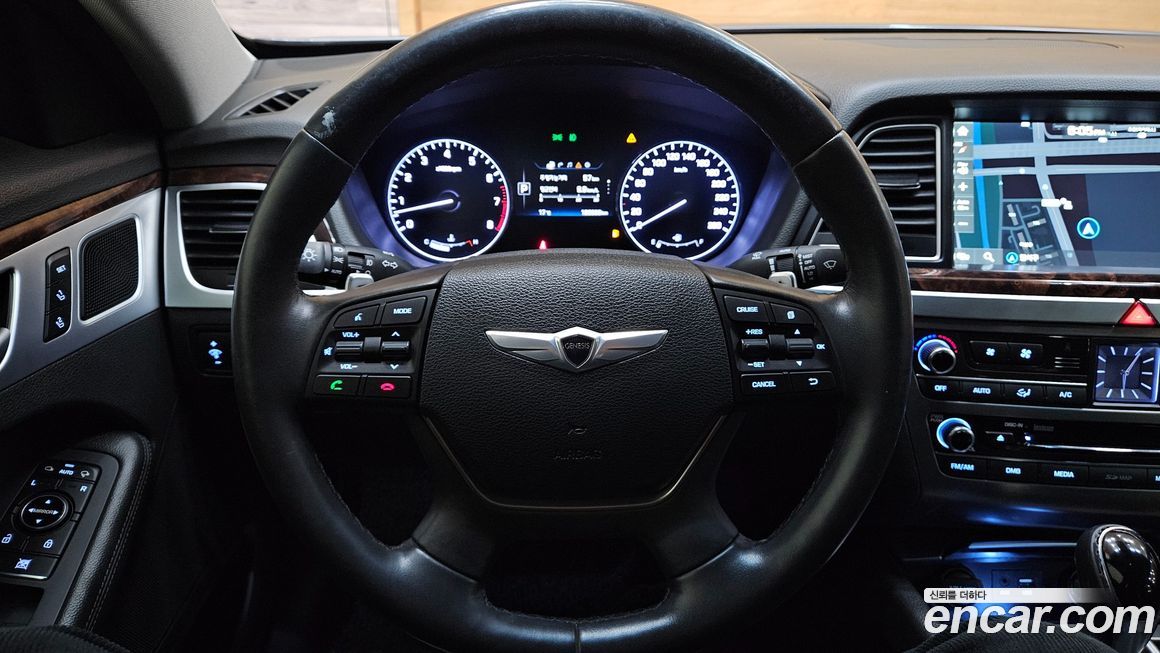 Hyundai Genesis 2016