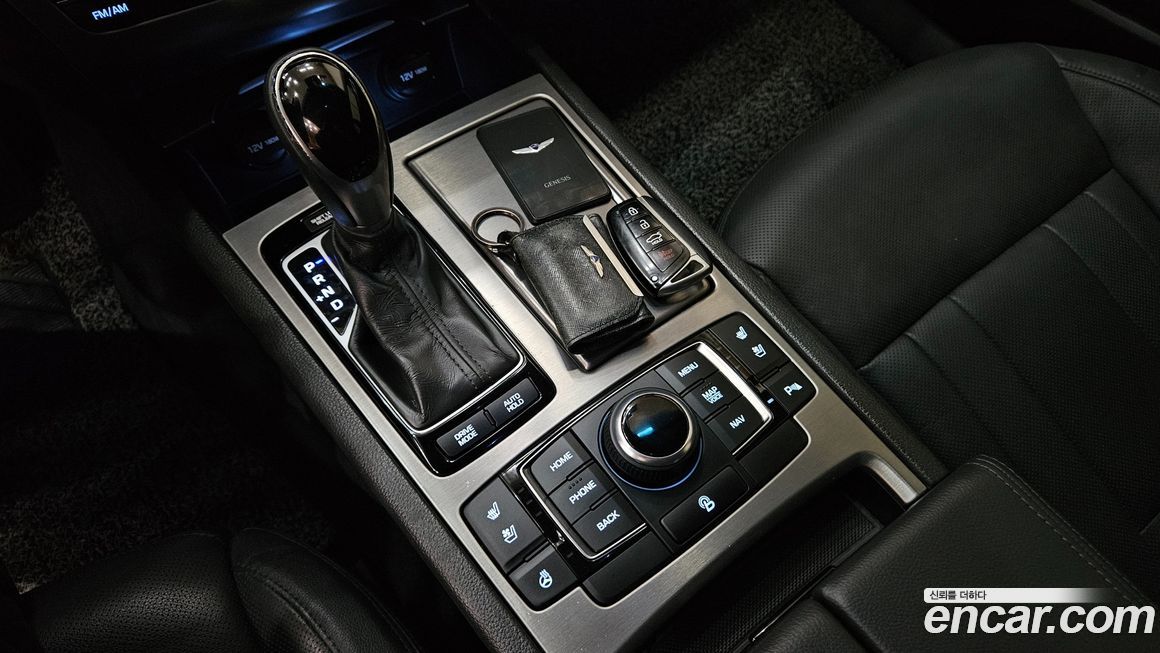 Hyundai Genesis 2016