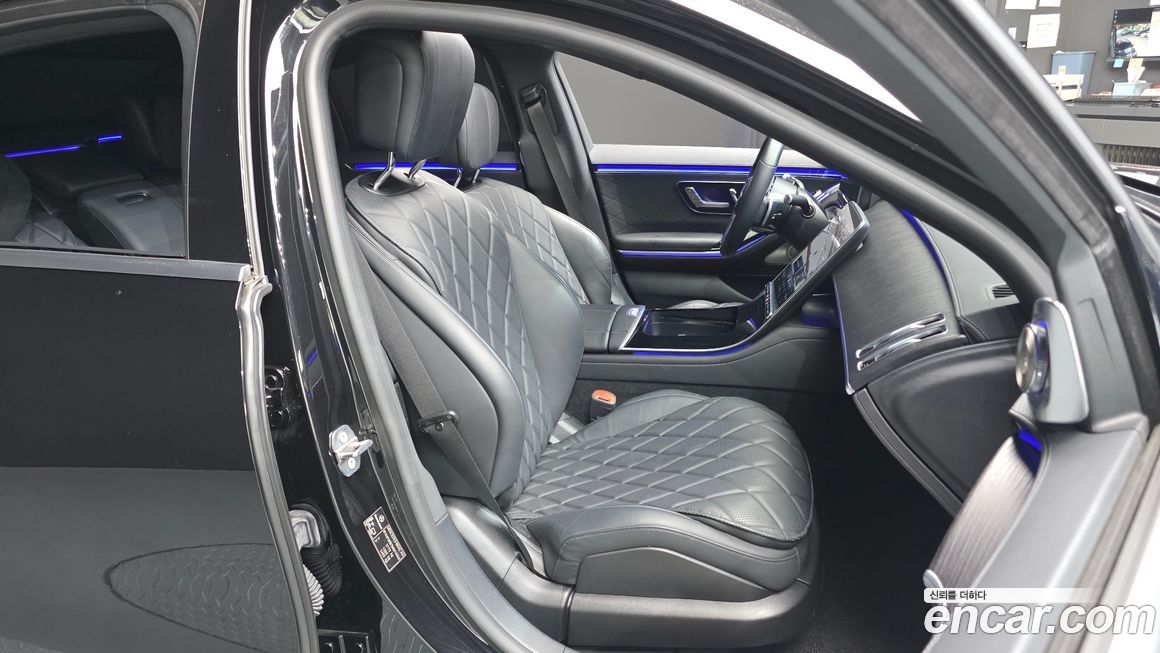 Mercedes-Benz S-Class 2021