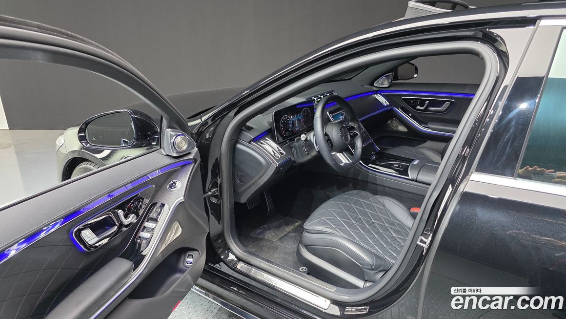 Mercedes-Benz S-Class 2021