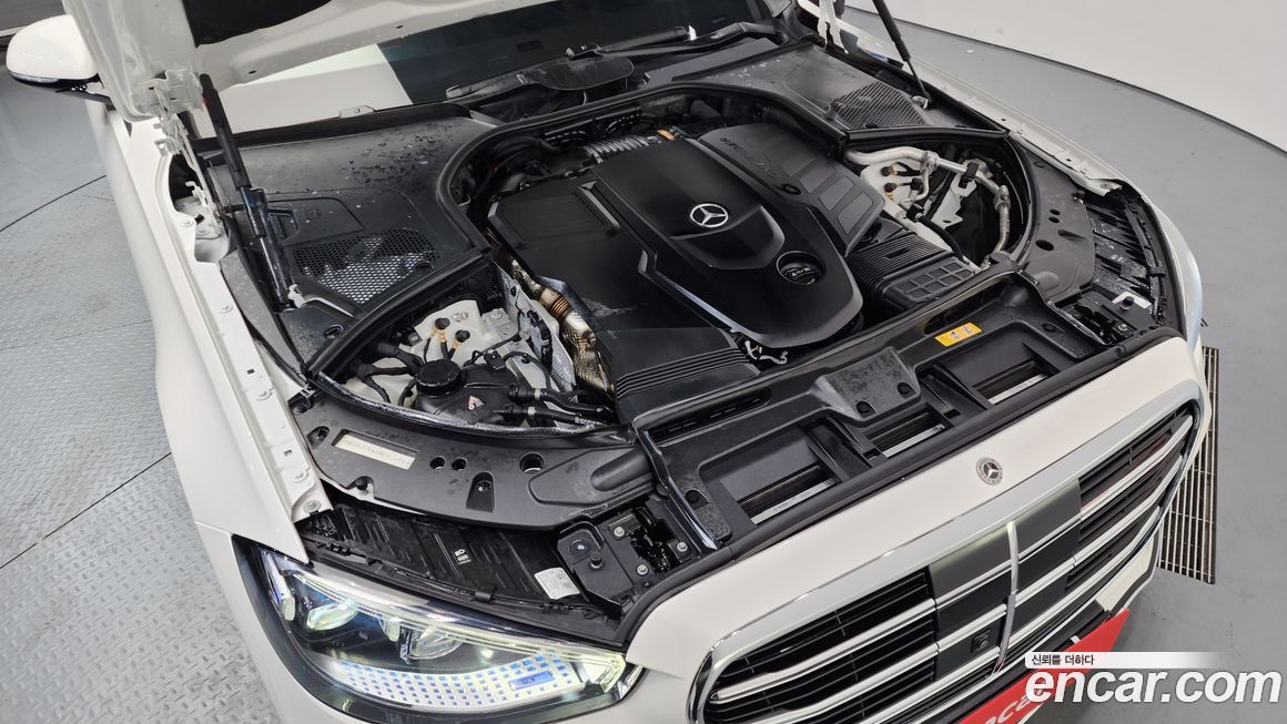 Mercedes-Benz S-Class 2022