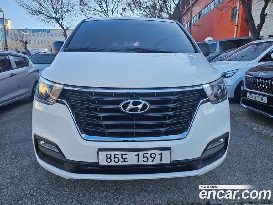 Hyundai Starex 2019