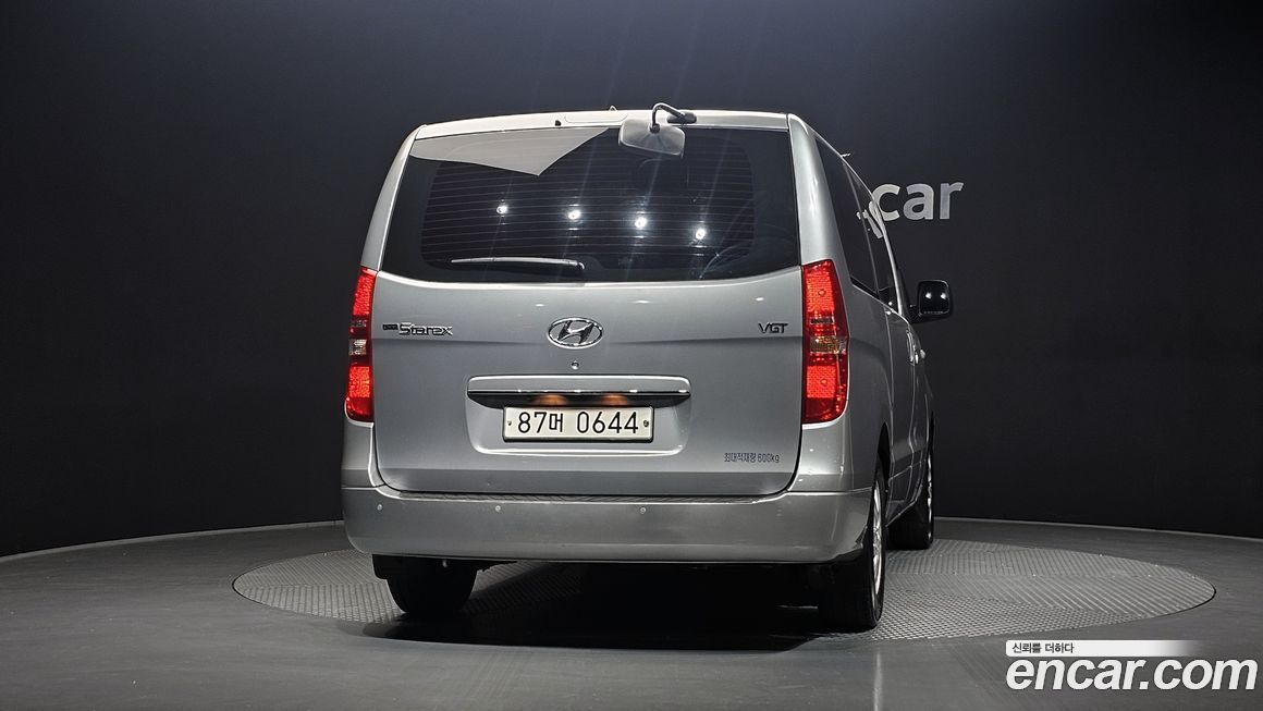Hyundai Starex 2019
