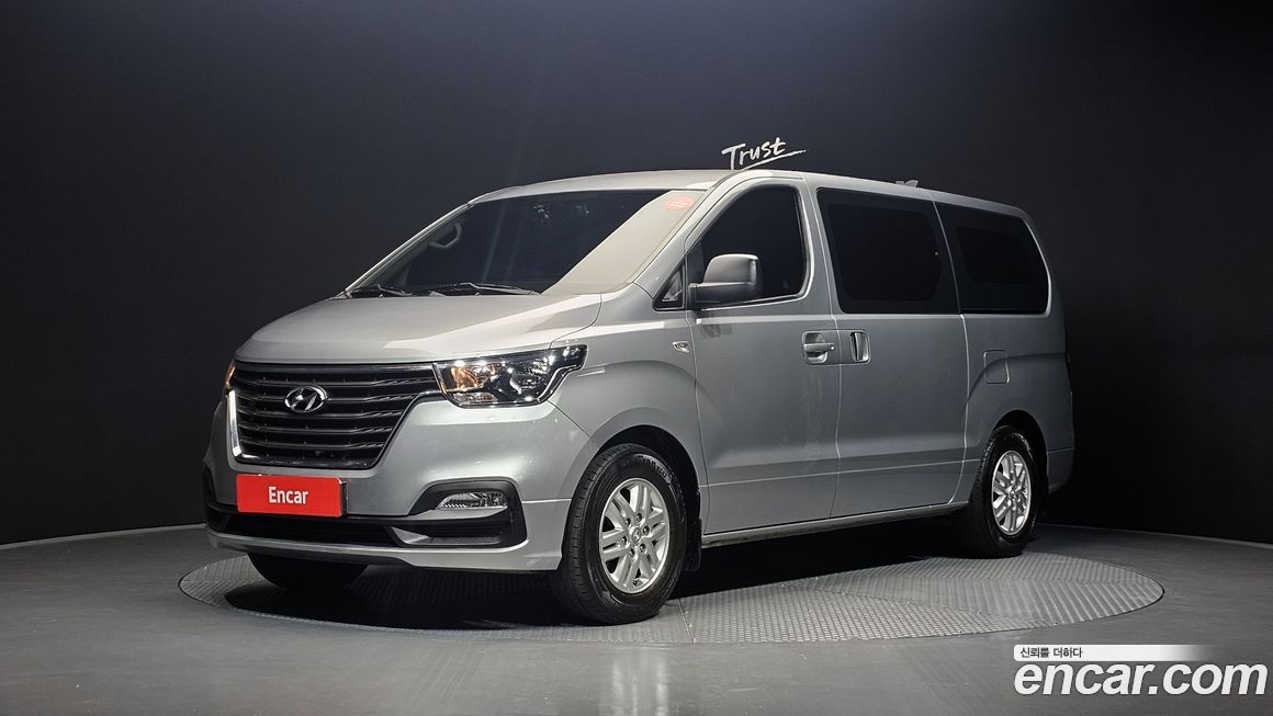 Hyundai Starex 2019