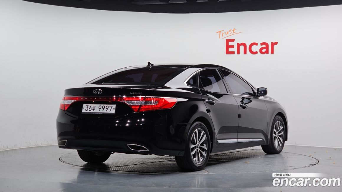 Hyundai Grandeur 2011