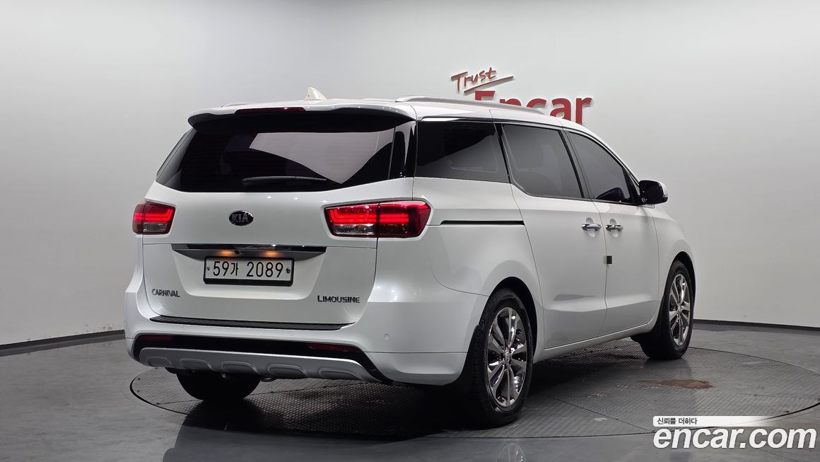 Kia Canival 2018