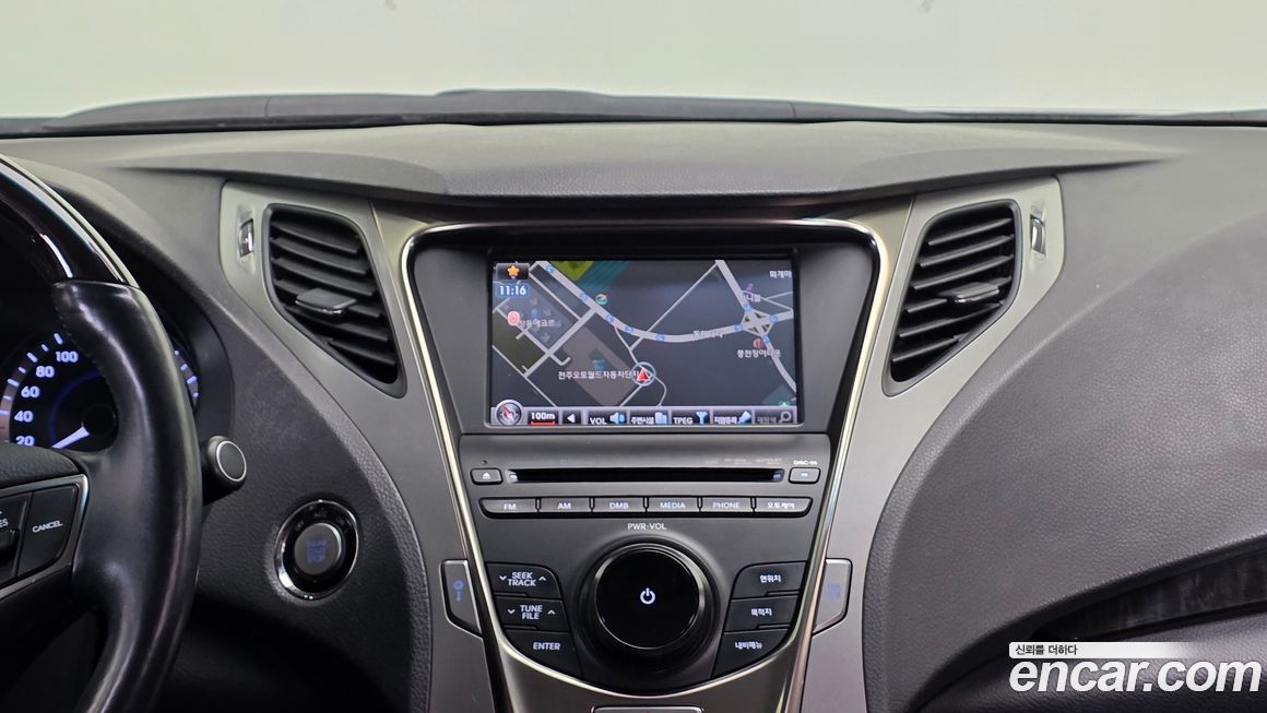 Hyundai Grandeur 2012