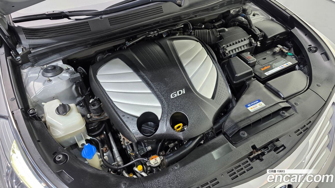 Hyundai Grandeur 2012