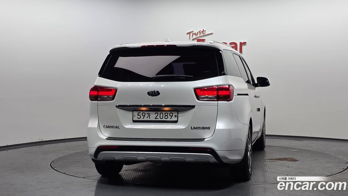 Kia Canival 2018