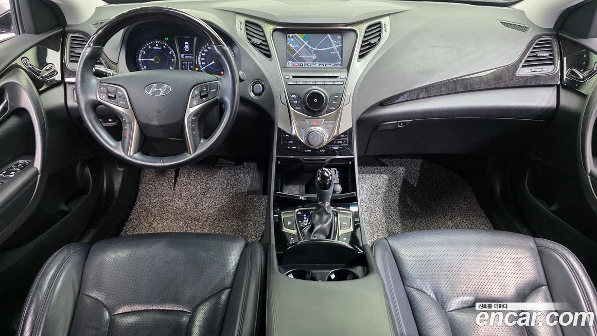 Hyundai Grandeur 2012