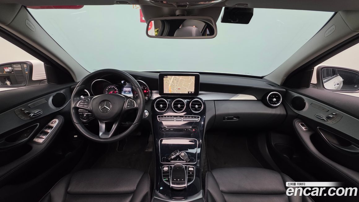 Mercedes-Benz C-Class 2017