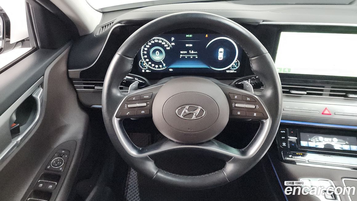 Hyundai Grandeur 2020