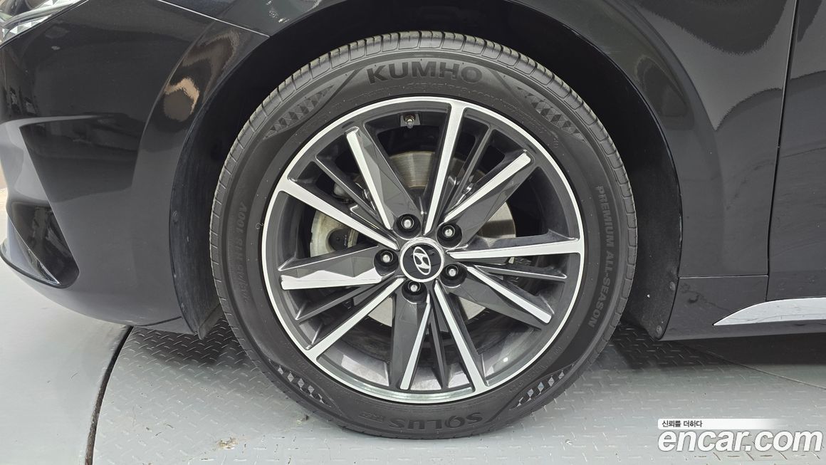 Hyundai Grandeur 2022