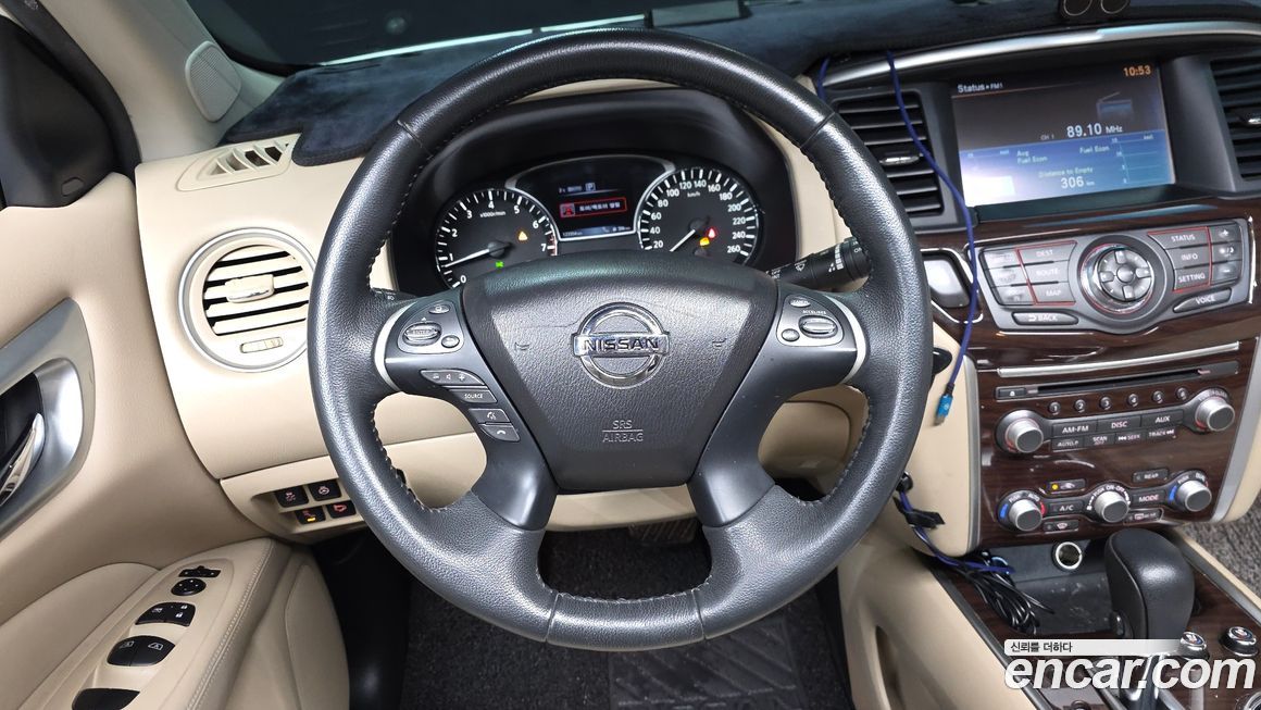 Nissan Pathfinder 2016