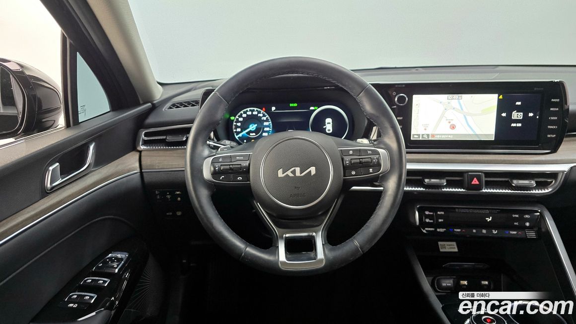 Kia K5 2023