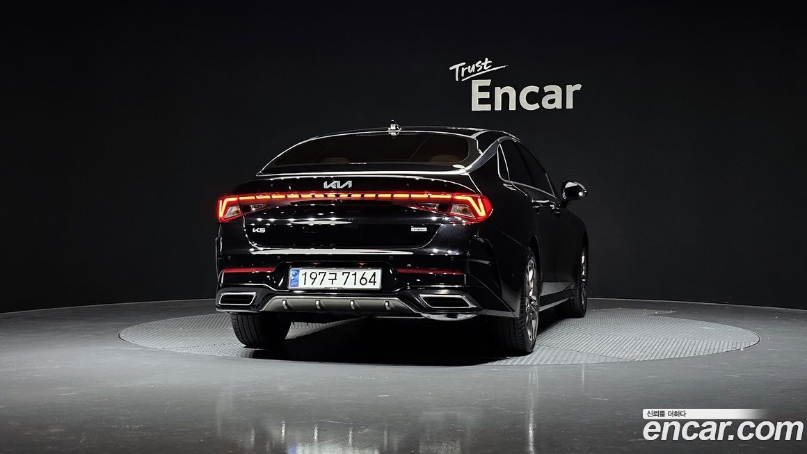Kia K5 2023