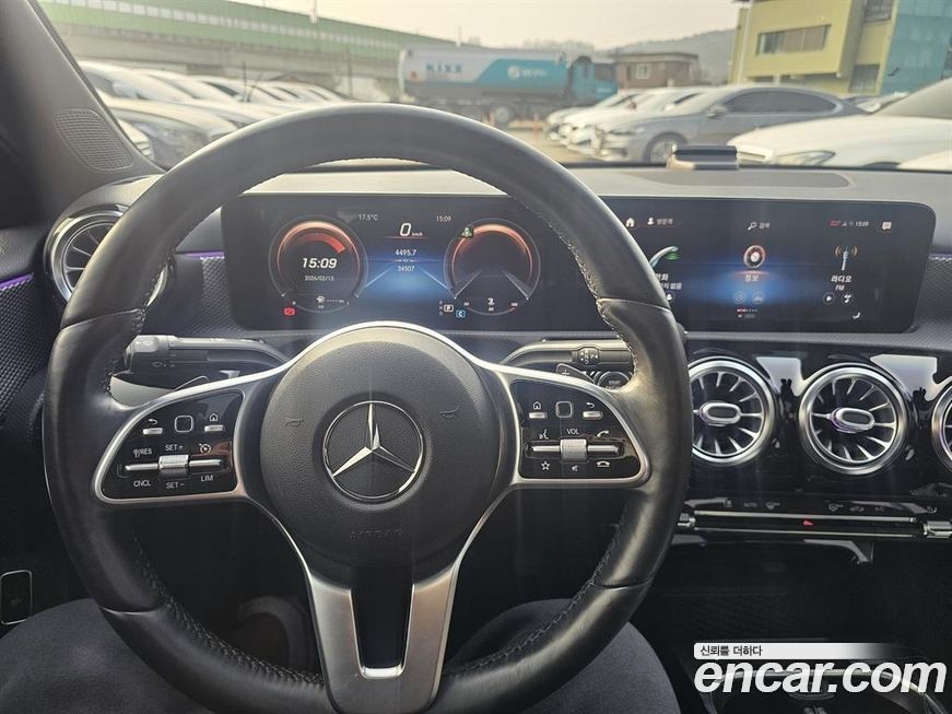 Mercedes-Benz A-Class 2021