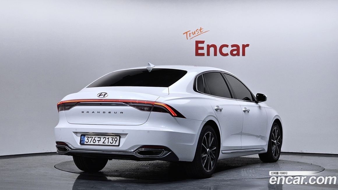 Hyundai Grandeur 2022