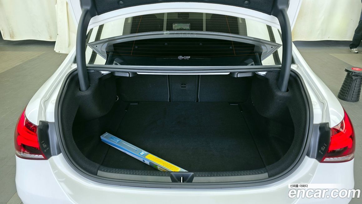 Mercedes-Benz A-Class 2021