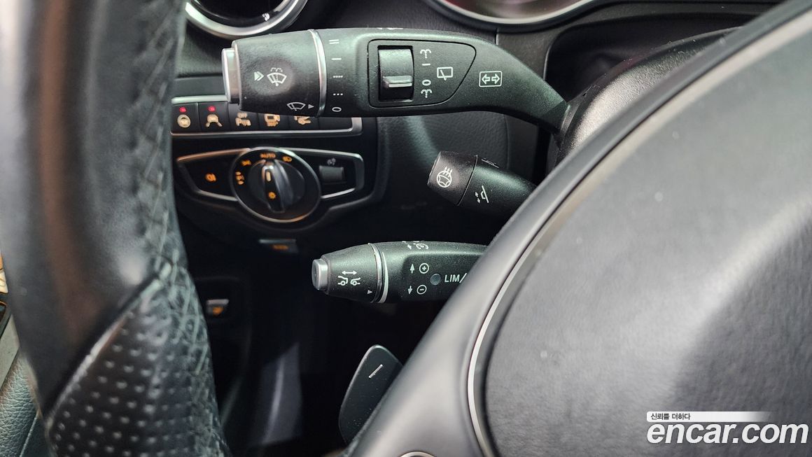 Mercedes-Benz GLC-Class 2019