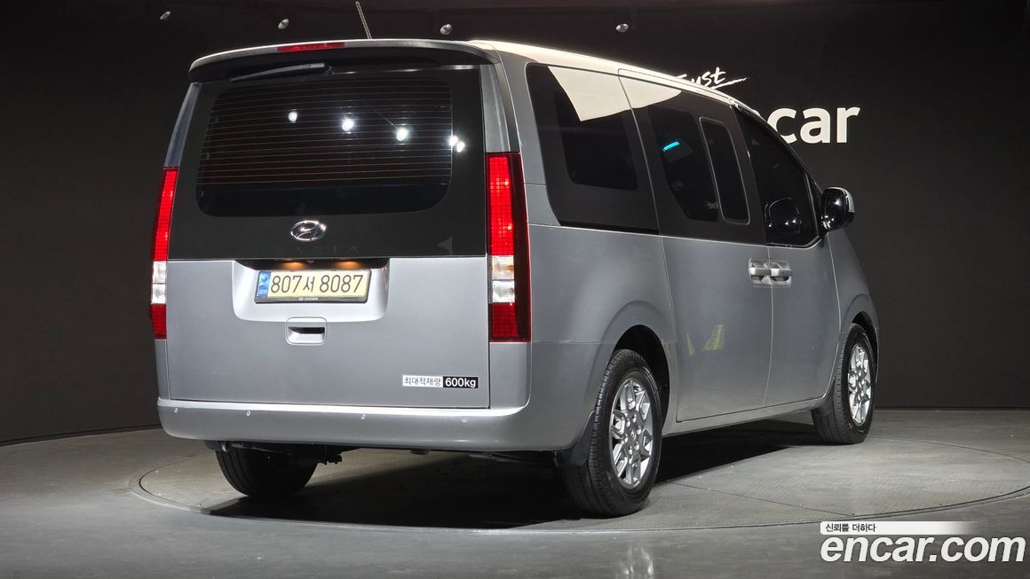 Hyundai Staria 2023