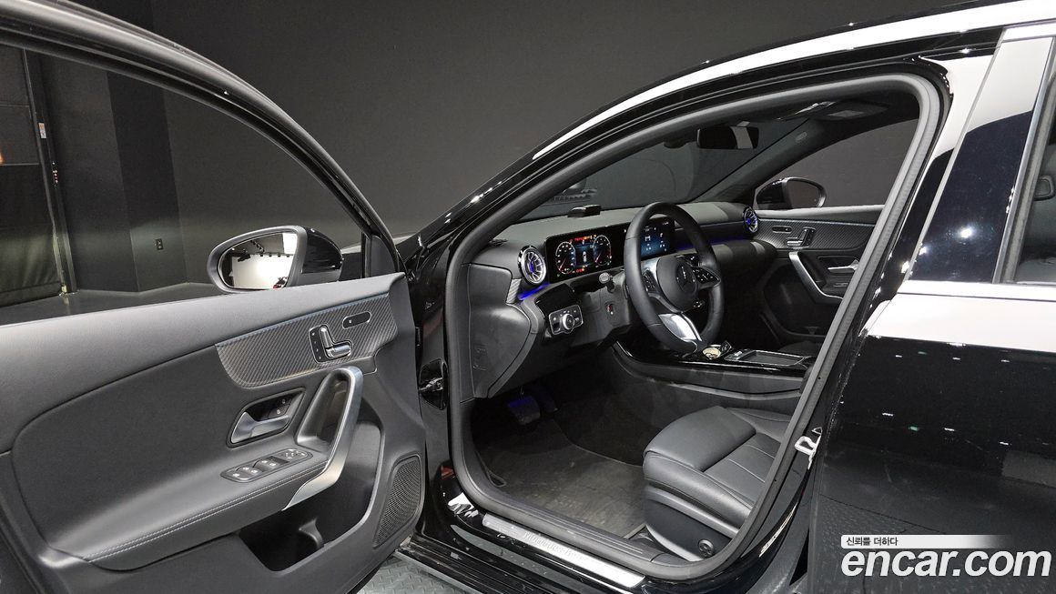 Mercedes-Benz A-Class 2024