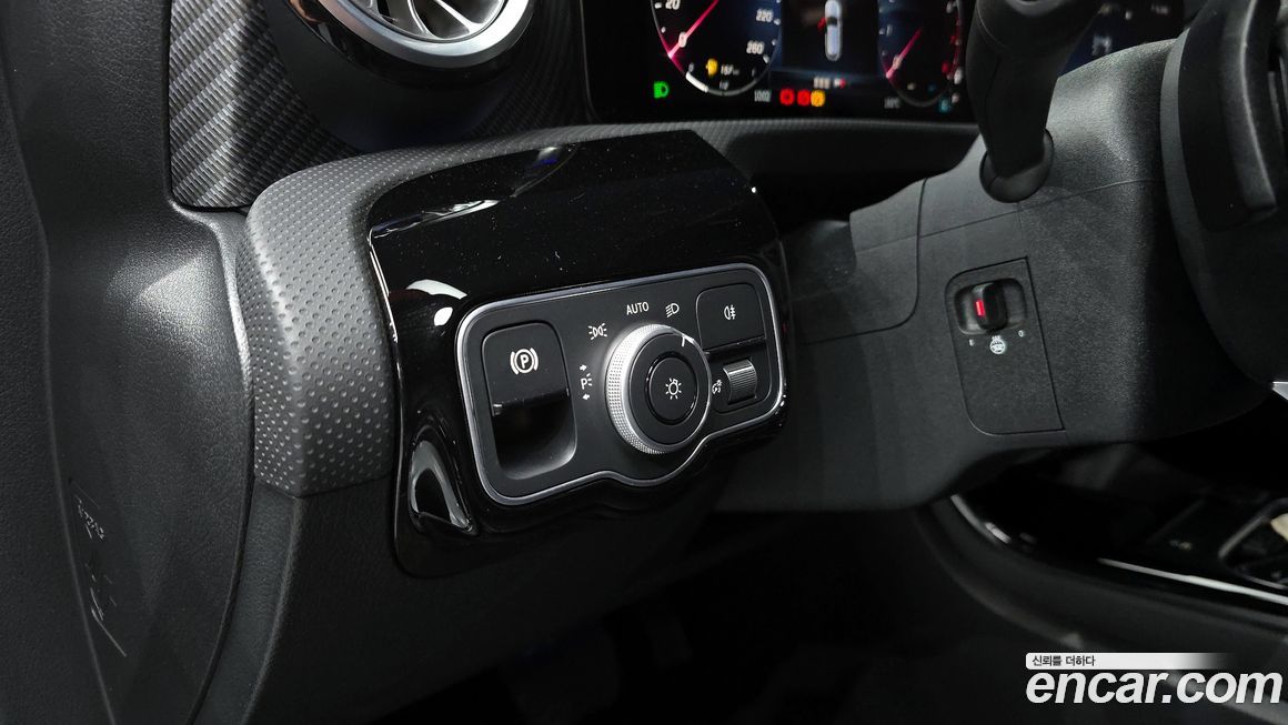 Mercedes-Benz A-Class 2024