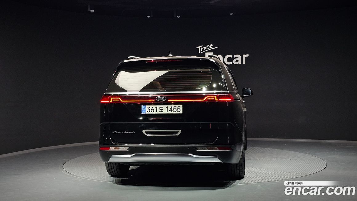 Kia Canival 2021