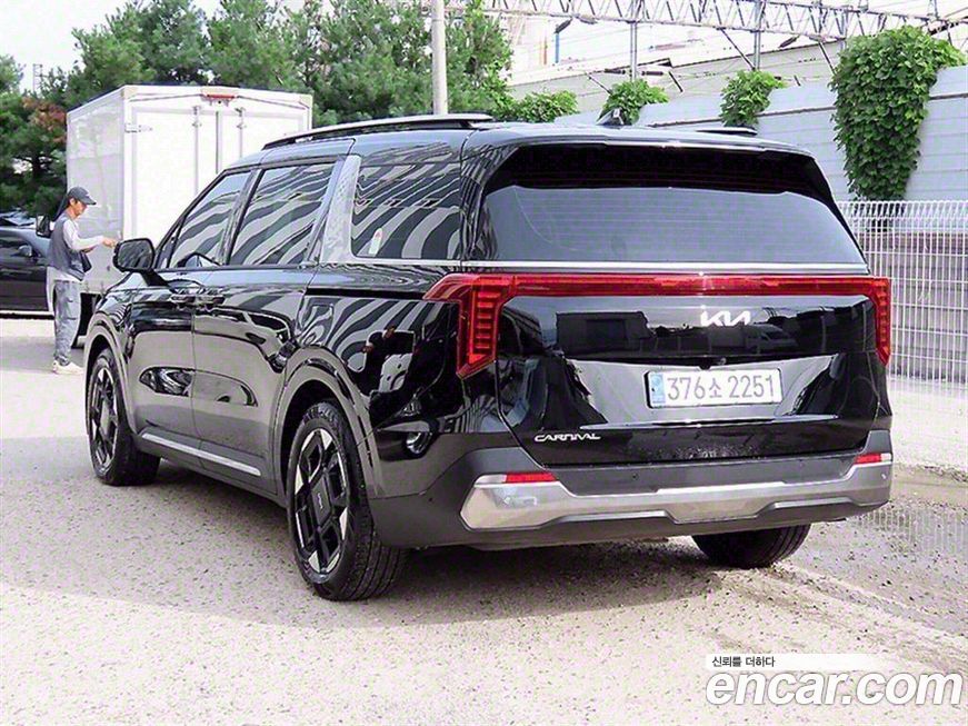 Kia Canival 2024