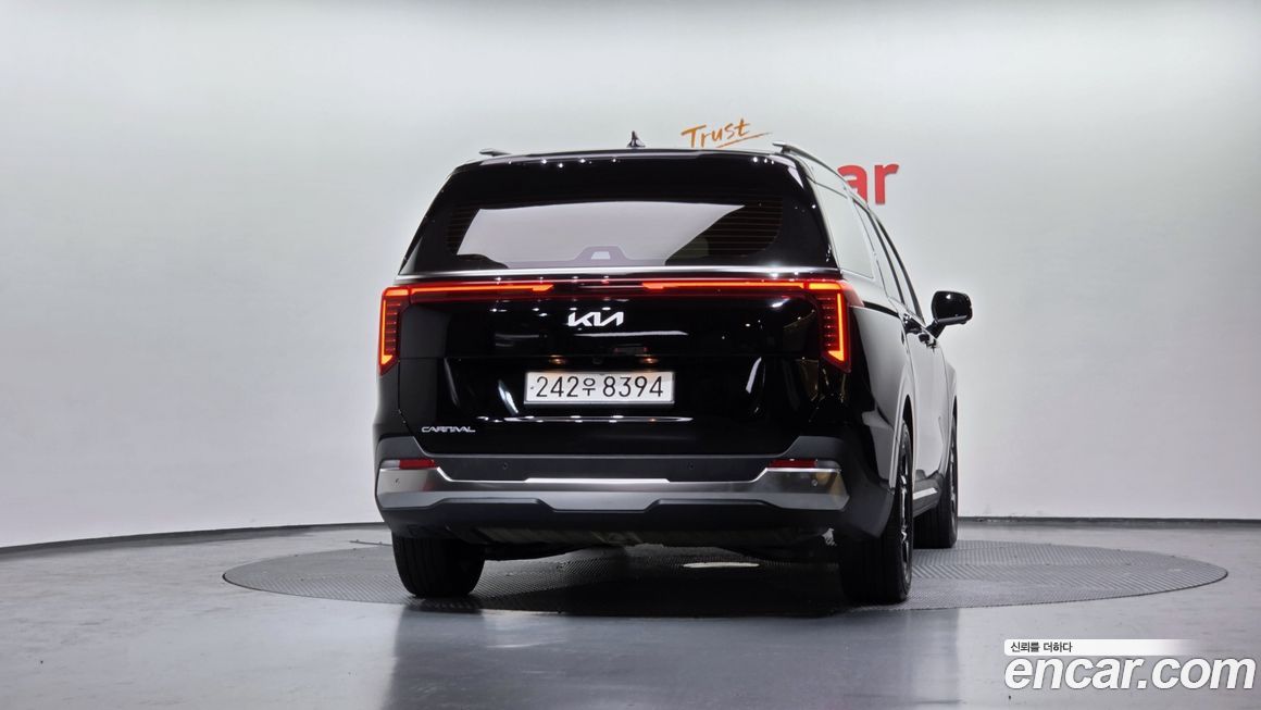Kia Canival 2025