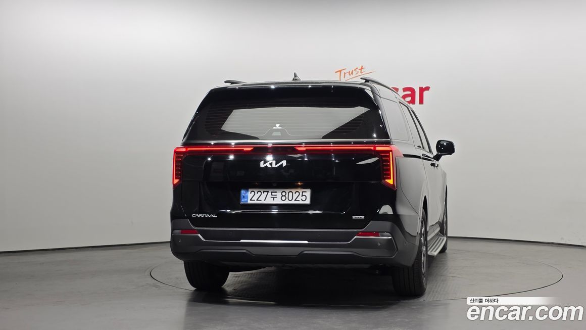 Kia Canival 2025