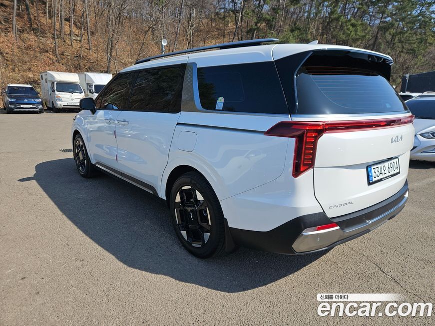 Kia Canival 2025