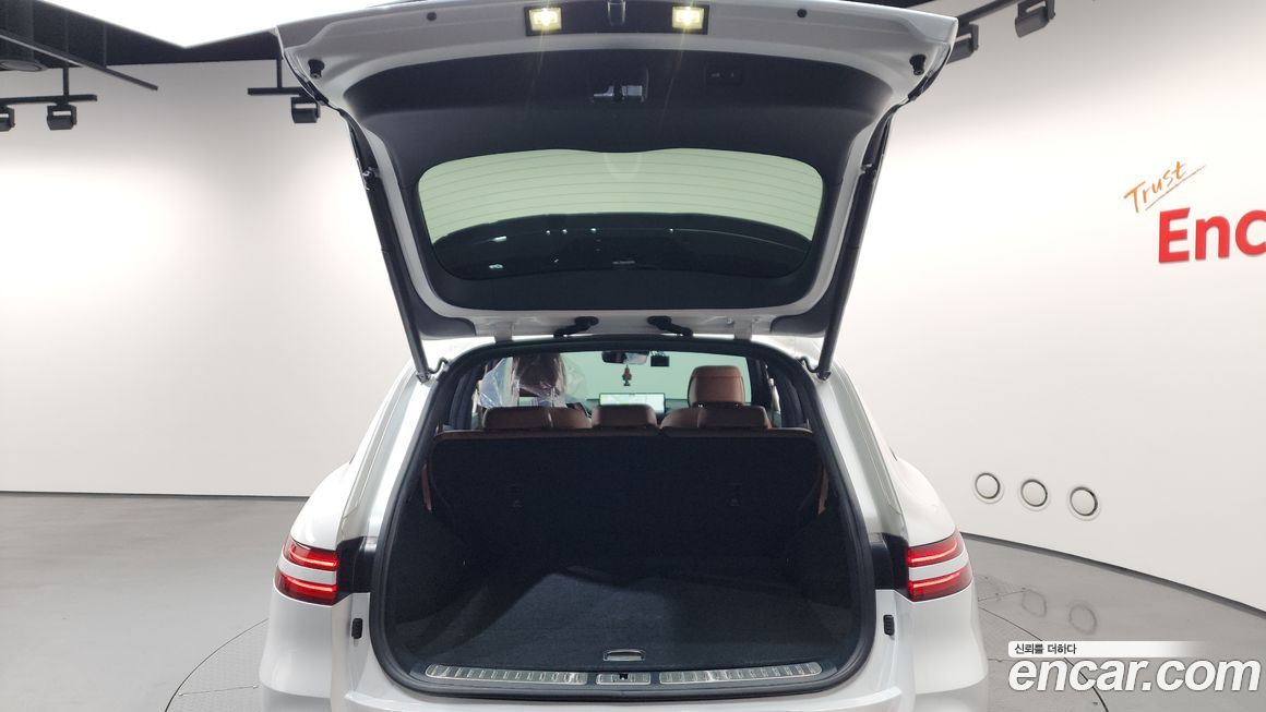 Genesis GV70 2023