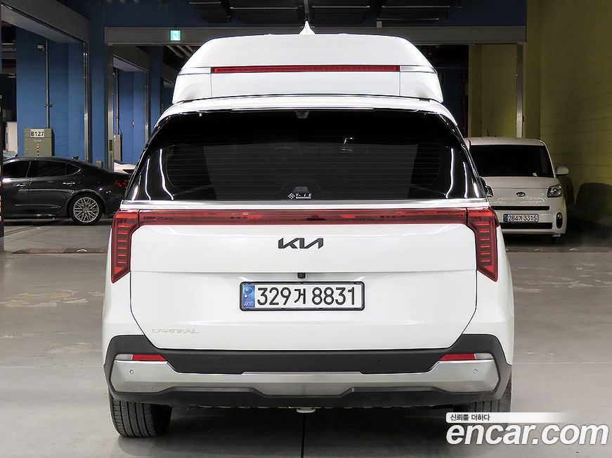 Kia Canival 2024