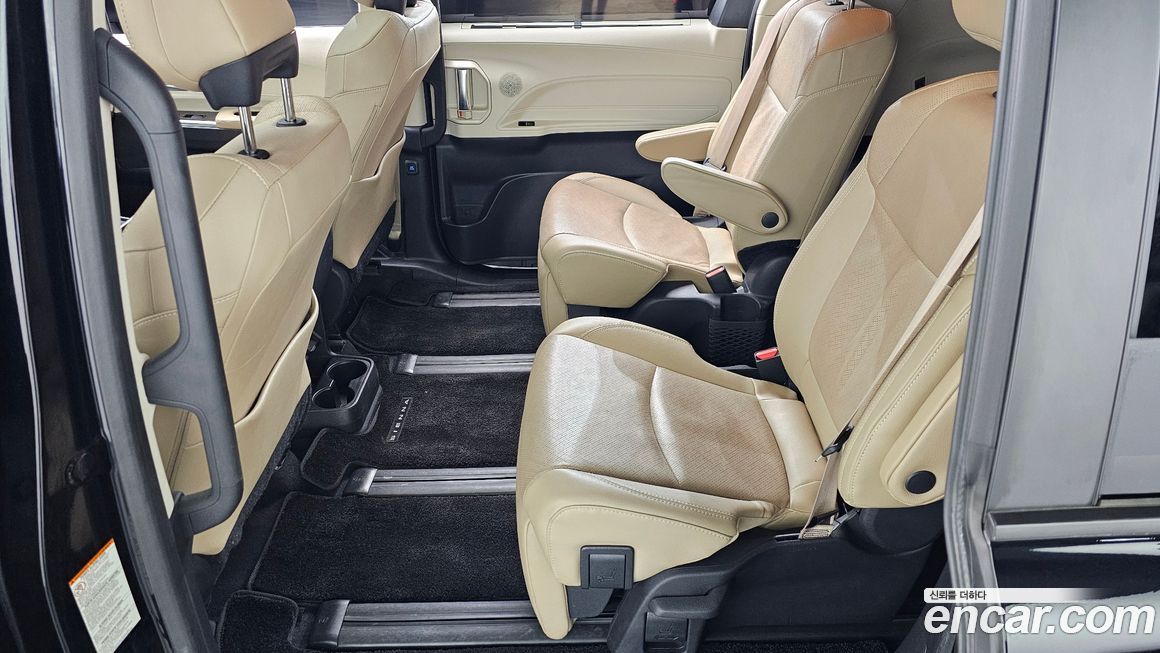Toyota Sienna 2023