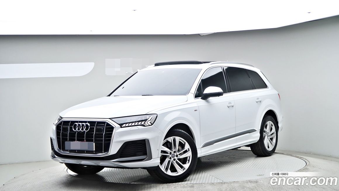 Audi Q7 2021