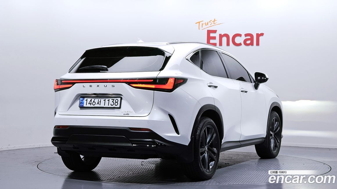 Lexus NX 2025
