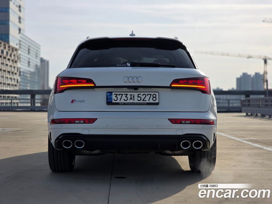 Audi SQ5 2022