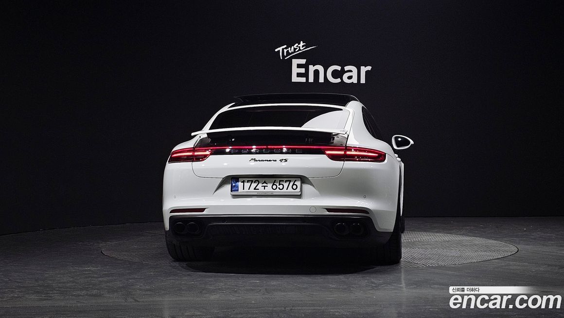 Porsche Panamera 2020